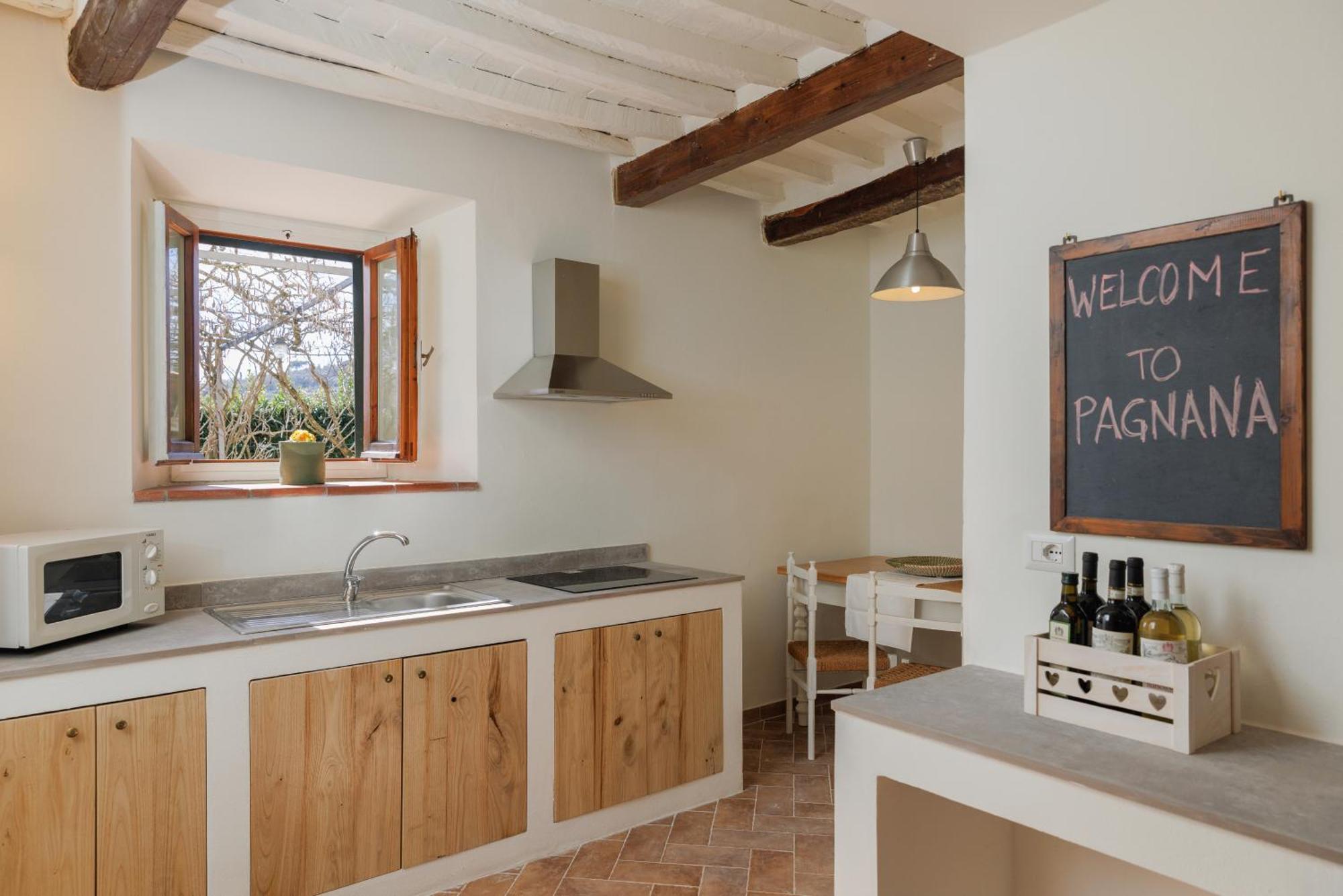 Fattoria Pagnana & Pool Rignano sullʼArno